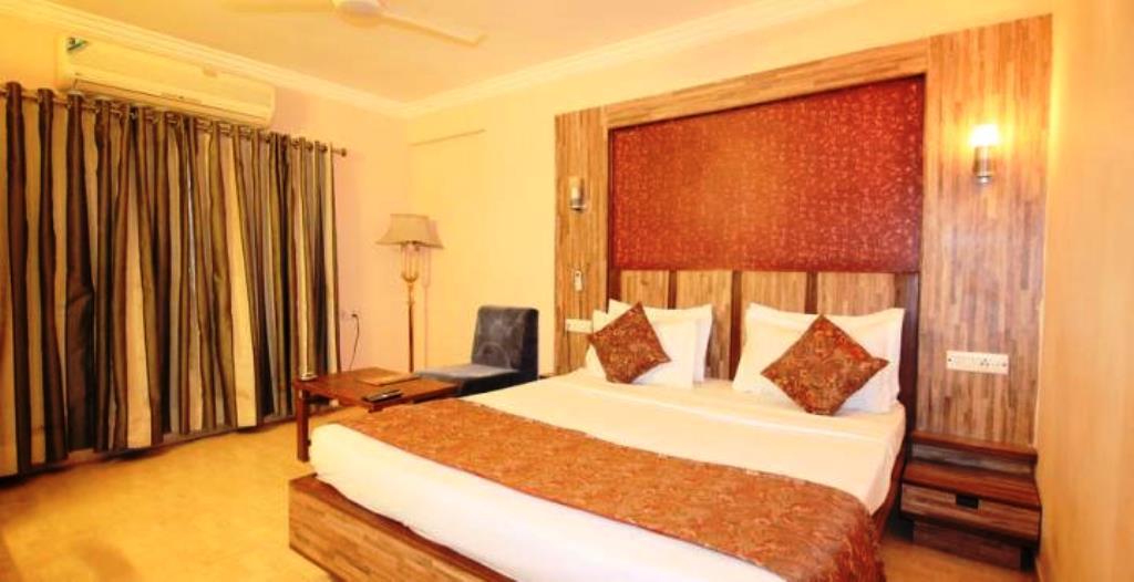 Hotel Eden Ahmedabad Luaran gambar
