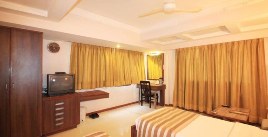 Hotel Eden Ahmedabad Bilik gambar