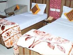 Hotel Eden Ahmedabad Luaran gambar